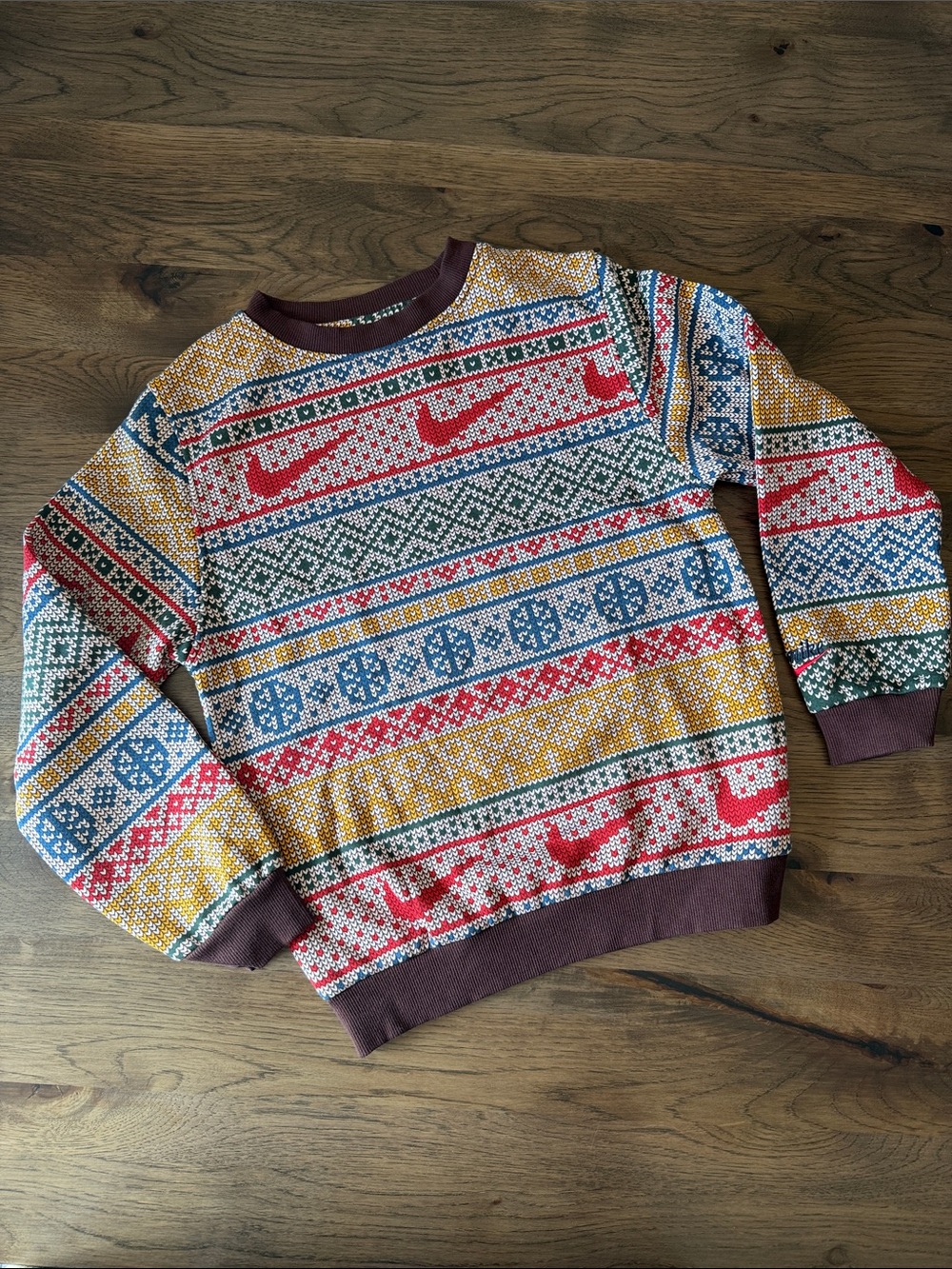 Nike Youth Patterned Sweatshirt Large Sweater Look